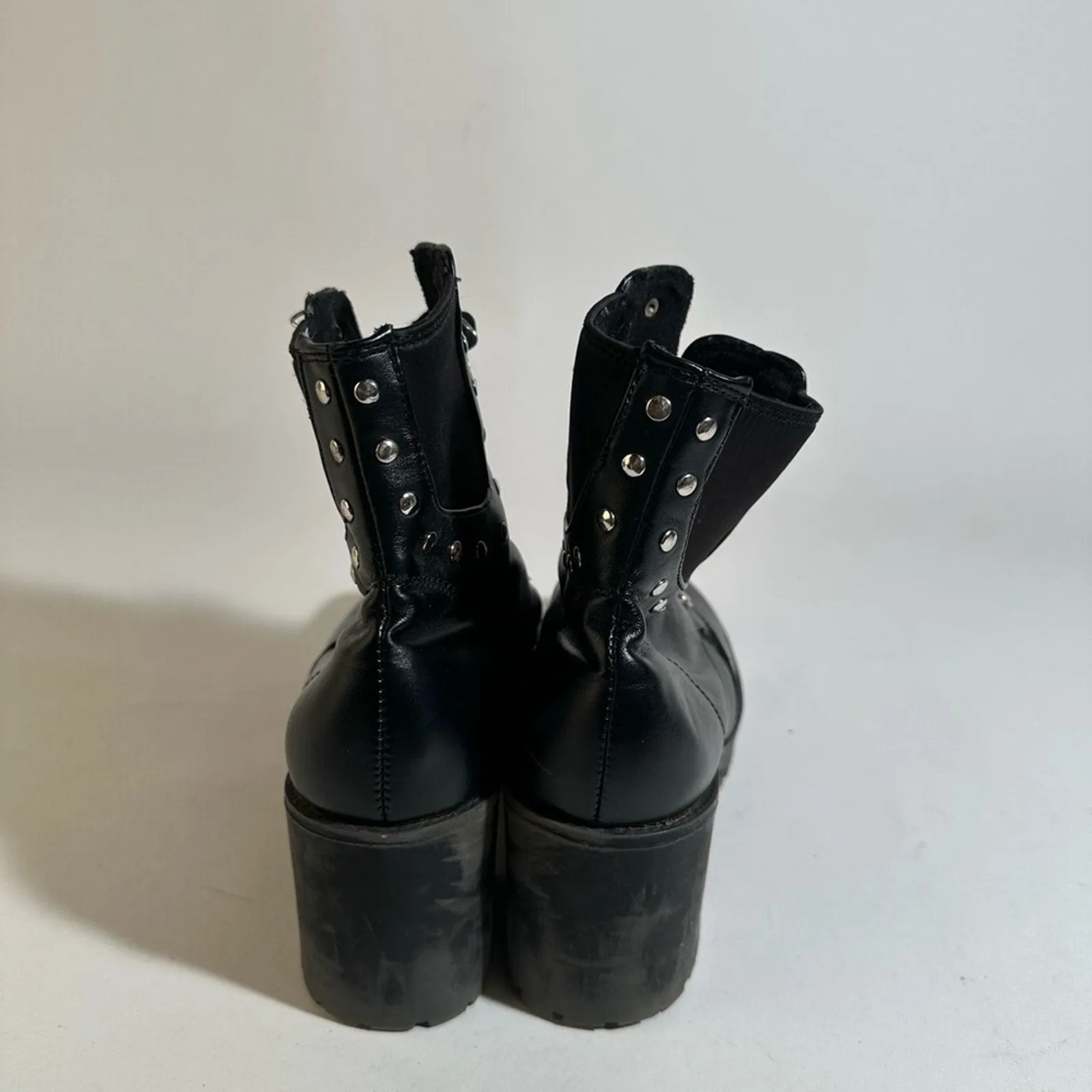 Chunky Lace Up Heeled Granny Boots