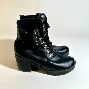 Chunky Lace Up Heeled Granny Boots